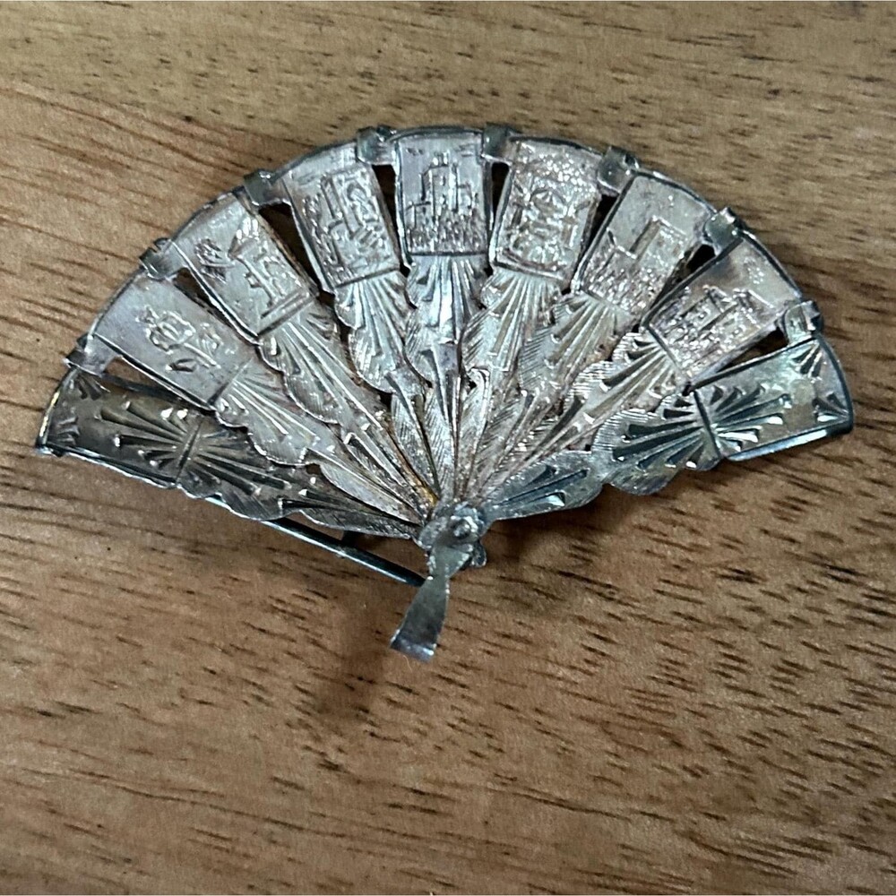 Vintage Japanese Engraved Folding Fan Pendant Brooch